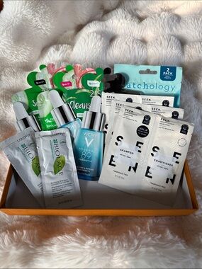 Beauty sample lot with face masks